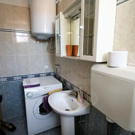 Guest house Old Town Rooms And Apartment 3*